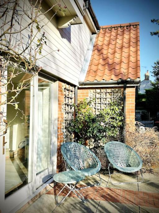 New! Blakeney. Harbour View Blakeney  Exterior photo